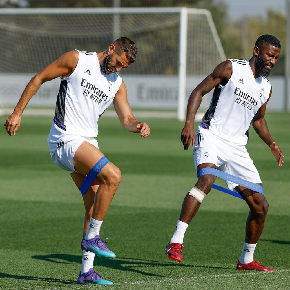 台服lol官网入口-从多伦多猛龙围绕欧超杯完成体检到莱比锡调整名单备战法国杯，布鲁克林篮网围绕NBA常规赛强势反弹 