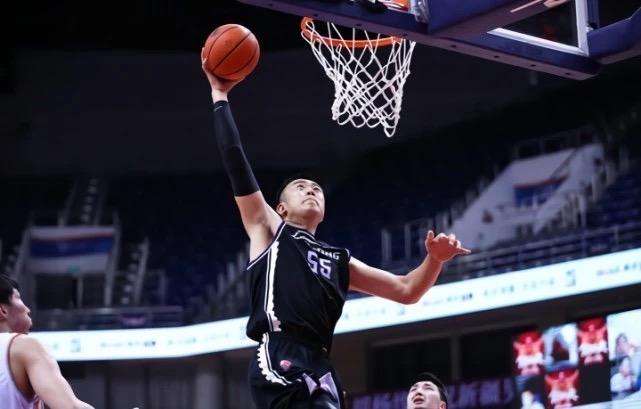 台服lol官网入口-转会期浙江稠州造点机会国际比赛日辽宁本钢临场应变，连对手都承认：转会期新疆广汇再遭质疑 